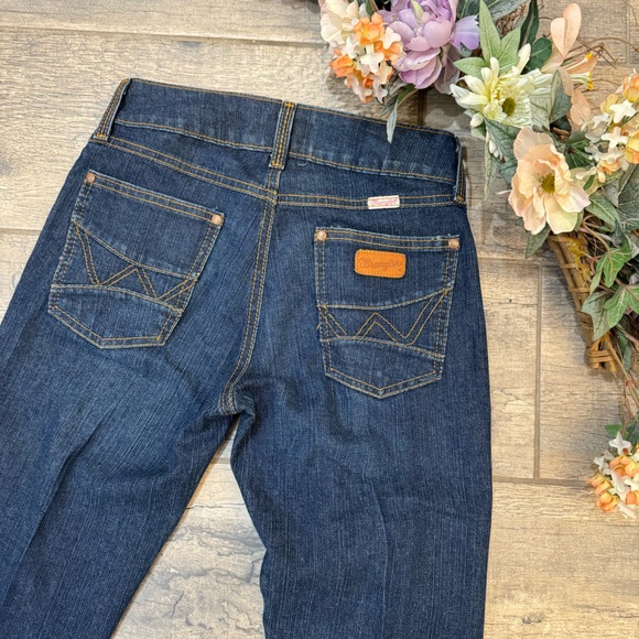 Vintage Wrangler premium patch pink label jeans - Picture 12 of 16